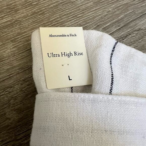 Abercrombie & Fitch New High Rise Shorts Pin Stripe Linen Blend Belted Sz L - Picture 4 of 6